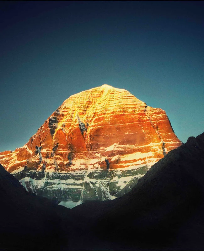 11 days Kailash Yatra by helicopter from Kathmandu offering fast and comfortable travel to Mount Kailash and Mansarovar Lake for pilgrims