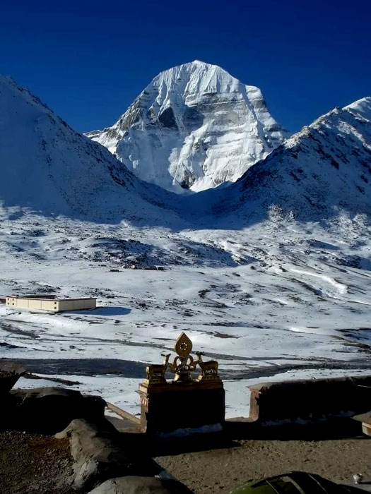 A serene view of Nandi Parvat, the sacred Himalayan mountain known for its spiritual and mythological importance