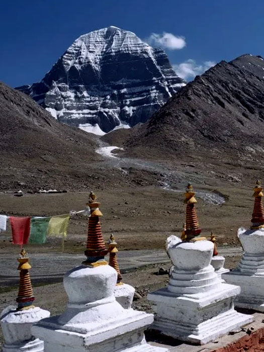 Lake manasarovar drive to darchen