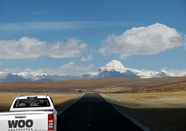 Overland Kailash Mansarovar Tour from Lhasa