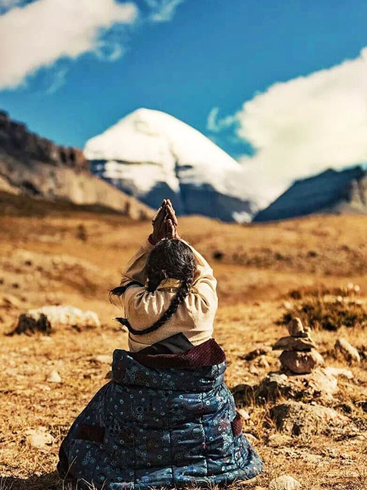 Prey of kailash parvat
