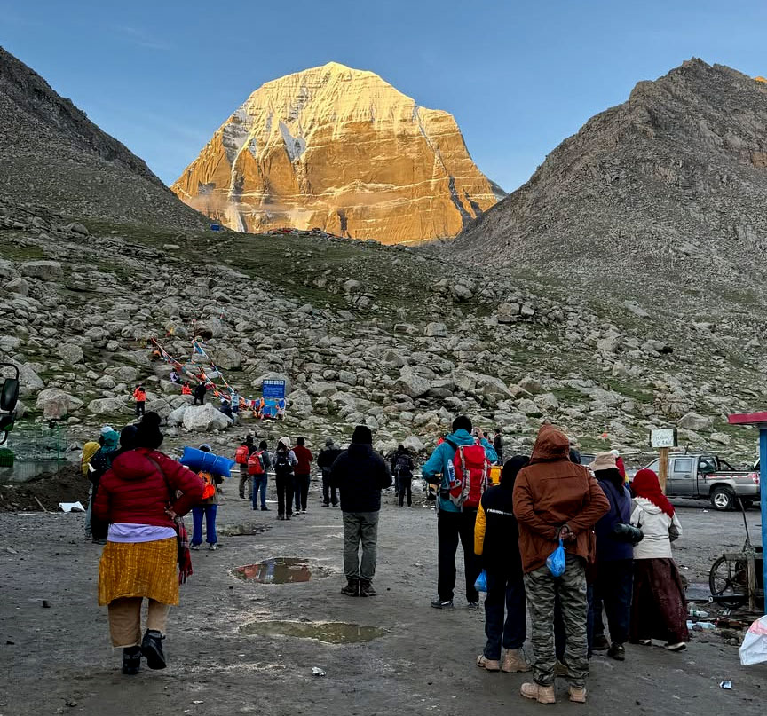 Spiritual Significance of the Sacred Kailash Parikrama Devotees performing the sacred Kailash Parikrama around Mount Kailash, symbolizing spiritual purification, devotion, and inner transformation